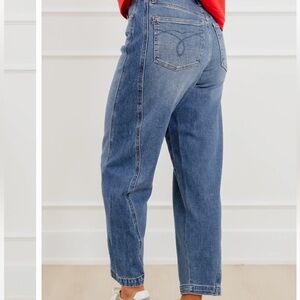 JudyBlue Barrel HighWaist Rigid Magic Jeans